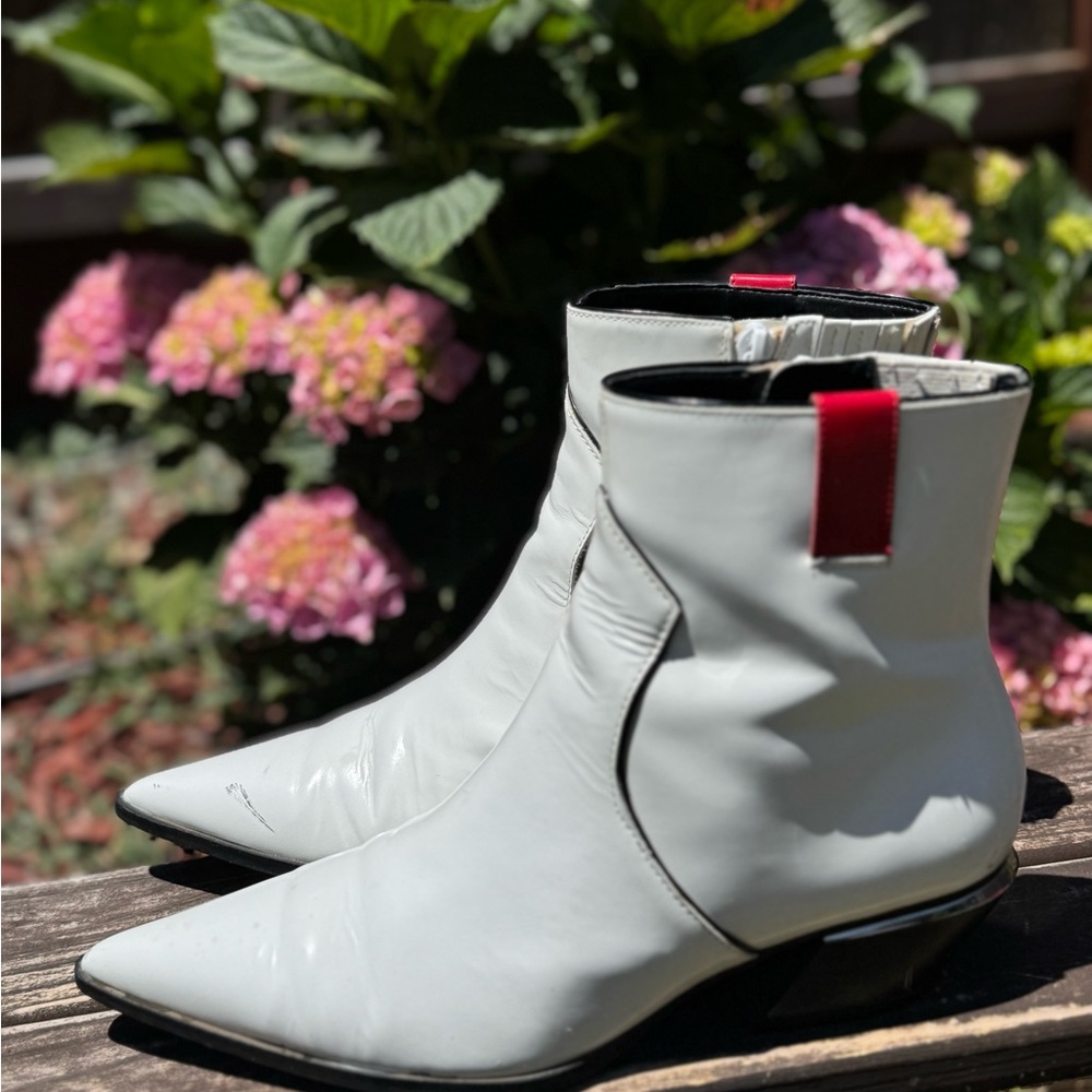 Elegant White Ankle Boots Calvin Klein